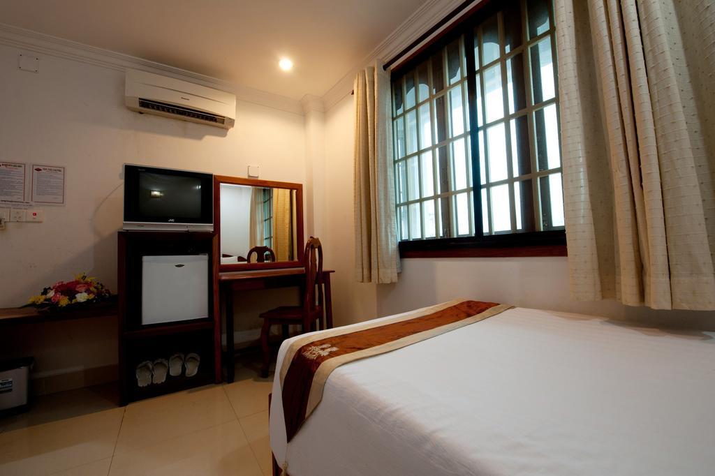 Circuit Hotel & Cafe - Nana Hotel Phnom Penh Bilik gambar